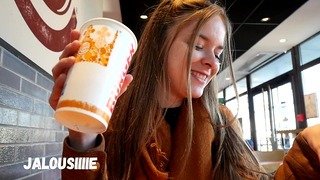 48H Avec Moi ! L’hôtesse Du Burger King Tente De Me Soudoyer ! As’s – Ep8 – Vlog