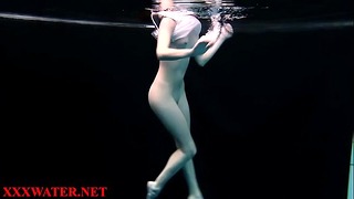 Amateur In The Dark Pool
