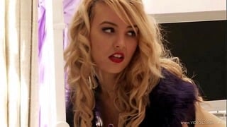 Amazing Blonde Cosplay Lesbian Chick