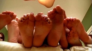 Teenies Silky Feets