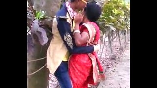 Marathi Desi Boy And Aunty Passionate Kiss In Public