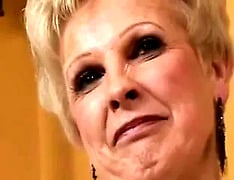 Hot Granny Cougar Suck Fuck Squirt