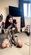 Tiktok Hijab Bitch does naked Challenge