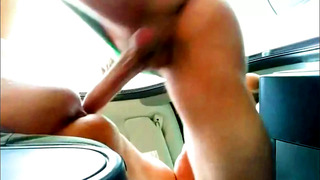 Amateur Chubby MILF Fucked in the Parking lot by a Stranger