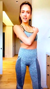 Jessica Alba – Tiktok Dance Check